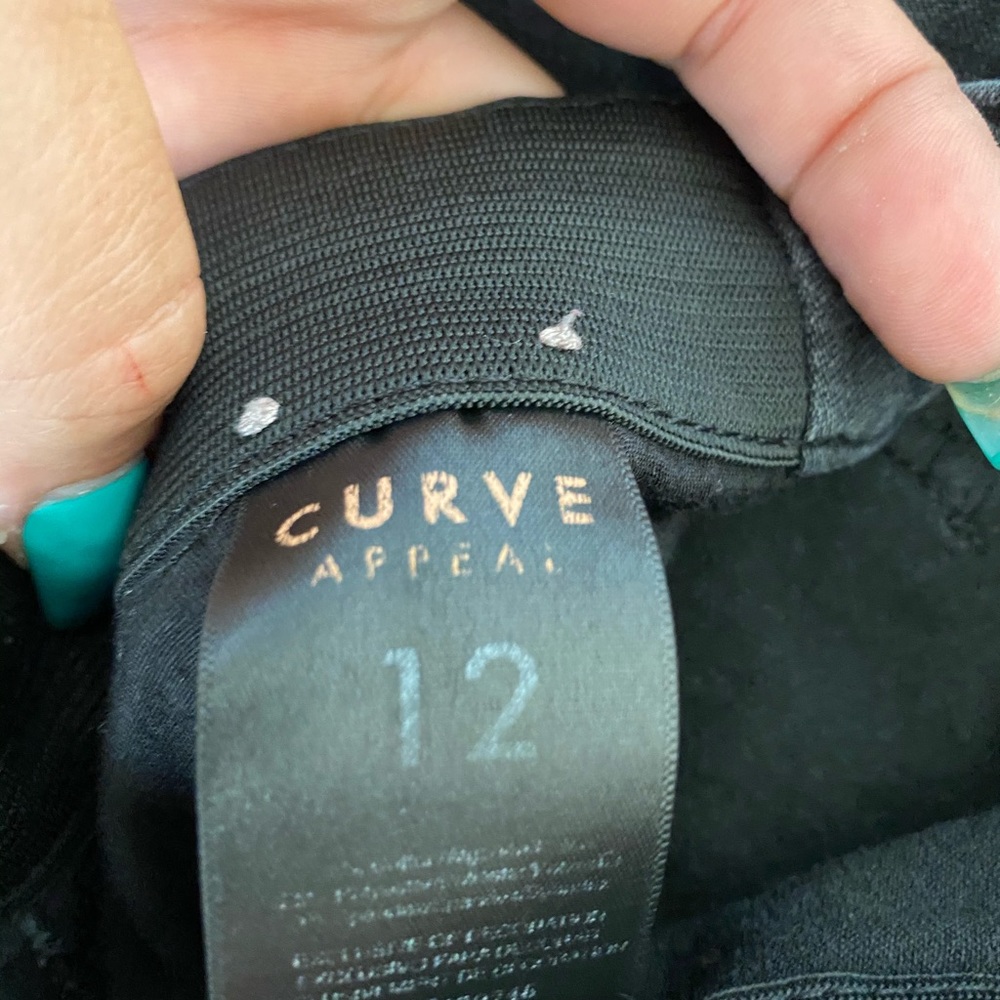 Jeans - Picture 3 of 3